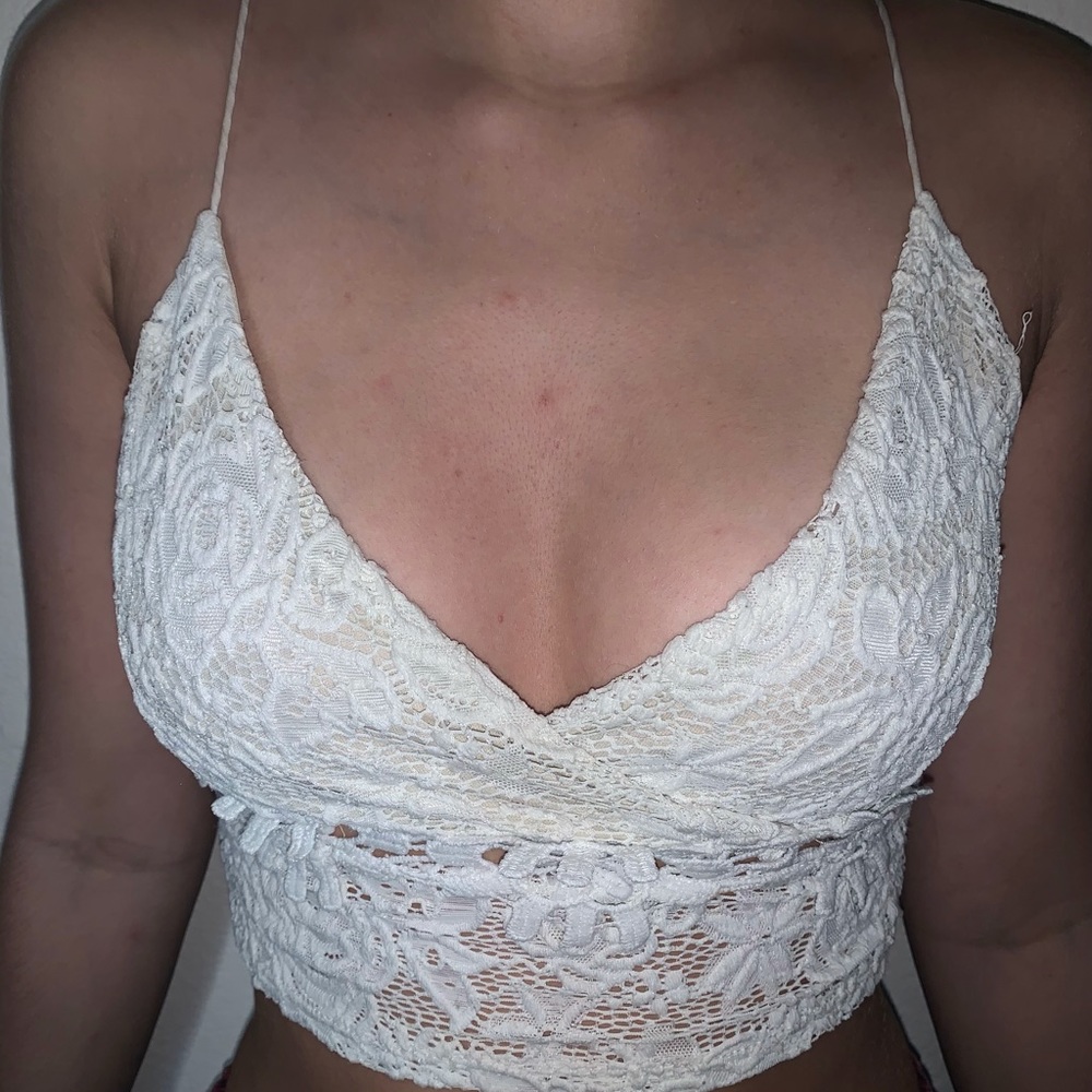 White lace floral tank top